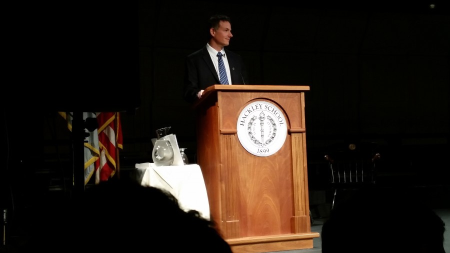 David Einhorn speaks to the Hackley community in the PAC. Photo by Marc Rod.
