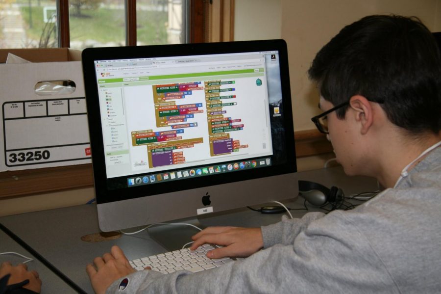 Partovis Hour of Code initiative has allowed the computer science program at Hackley to grow. Sophomore Stefen Burns takes part in the movement during his computer science class in early December. 