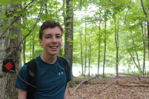 Sophomores participate in First Friday activities without access to their cellphones