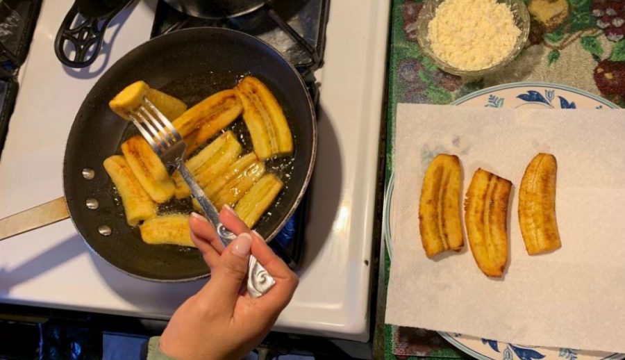 Platanos con queso is a dish that has exceeded popularity far outside the confines of Ecuador. The dish has also become a common menu item for many trendy restaurants with Spanish and Ecuadorian influence.