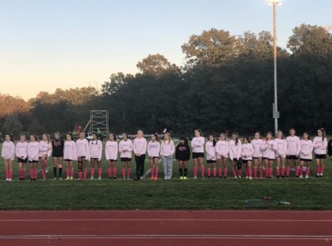 Before the game, the Hackley Girls Varsity team lined up, to listen to a Hackley alum speak about their experience with Dave Allison. The team honors Dave Allison by wearing matching sweatshirts with his name on it.