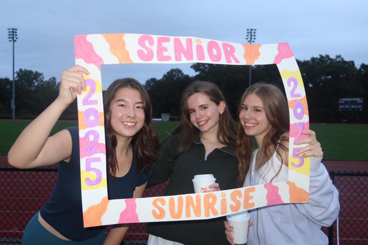 Seniors Meredith Lee, Rebecca Ingles, and Ava Derby were just three of many seniors who endured the early wake up time last Friday for Senior Sunrise. With the sunrise being at 6:48 a.m., students arrived at Pickert Field at around 6:20 to enjoy breakfast and spend time with friends.