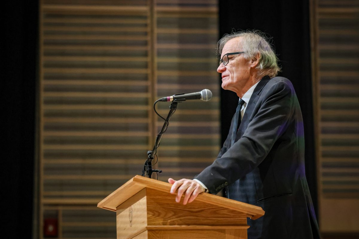 Pulitzer Prize-winning Historian Speaks to Upper School