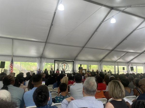 The salutatorian this year was Elan Suttiratana. He gave a speech about connecting to his grade throughout the years, especially when it came to fostering what may be unlikely friendships.  After his speech, the valedictorian, Sophie Huang, delivered her speech.